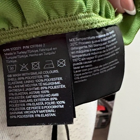 NWT H&M Lime Green Women's Tank Top - Picture 7 of 7